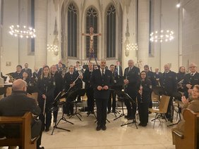 Das Landespolizeiorchester ist ein hochkarätiges Ensemble von Profimusikerinnen und -musikern unter der Leitung von Scott Lawton. Foto: Stadt Dülmen.